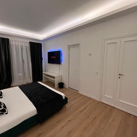 Luxury Suite Rialto Roma Esterno foto